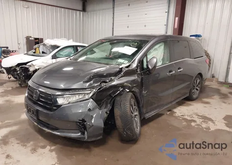 2021 Honda Odyssey Touring z USA, uszkodzony, nr VIN 5FNRL6H86MB030381